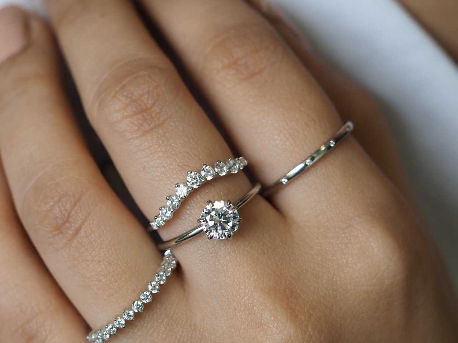 Zara solitaire ring with wedding bands