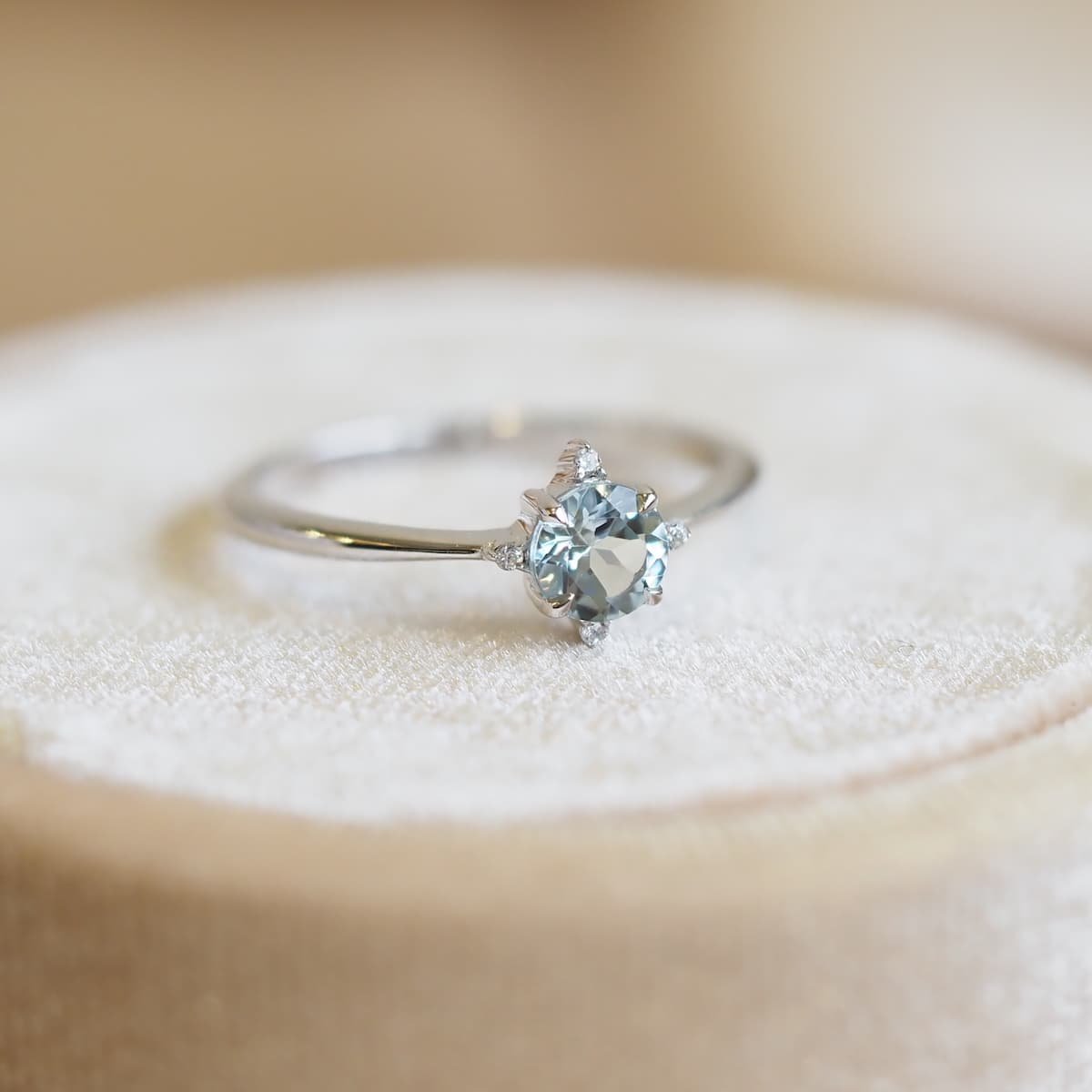 aquamarine gold ring