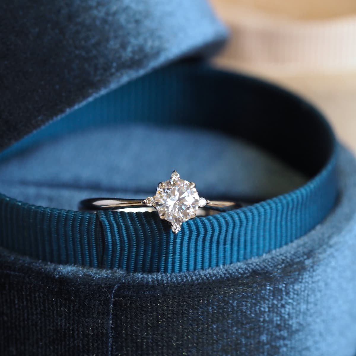 Diamond wedding rings