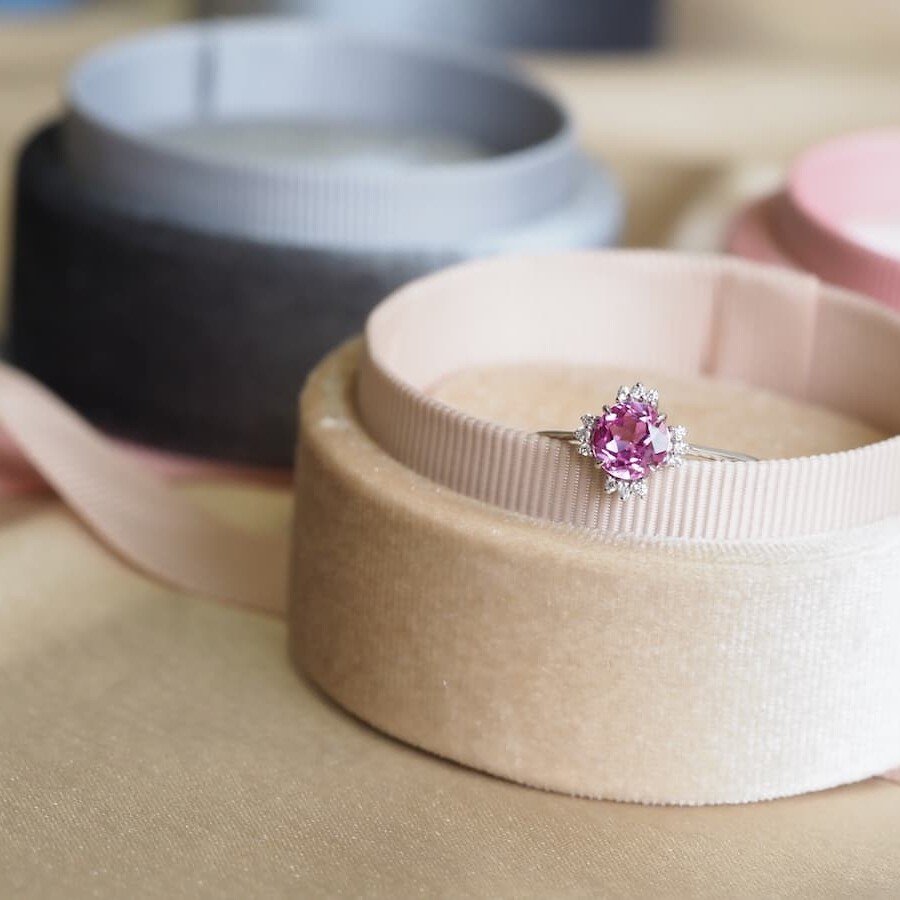 sapphire halo ring