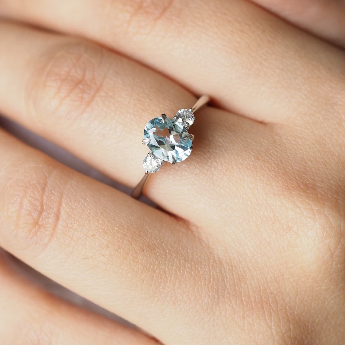 Ladies aquamarine deals rings