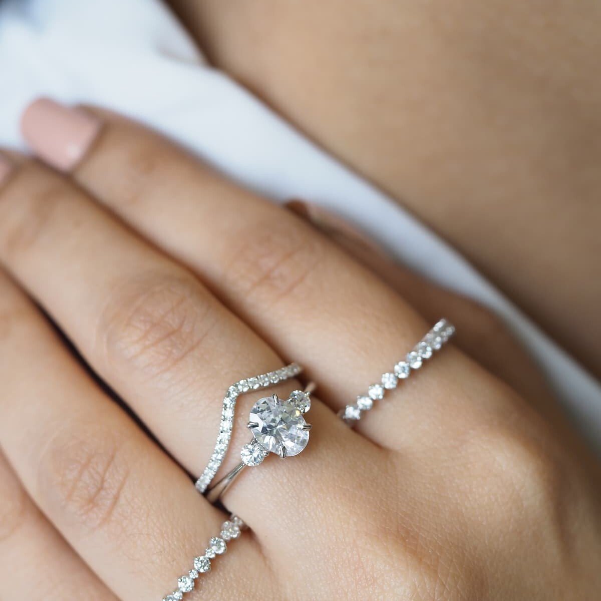 Emma Solitaire Diamond Ring with wedding bands