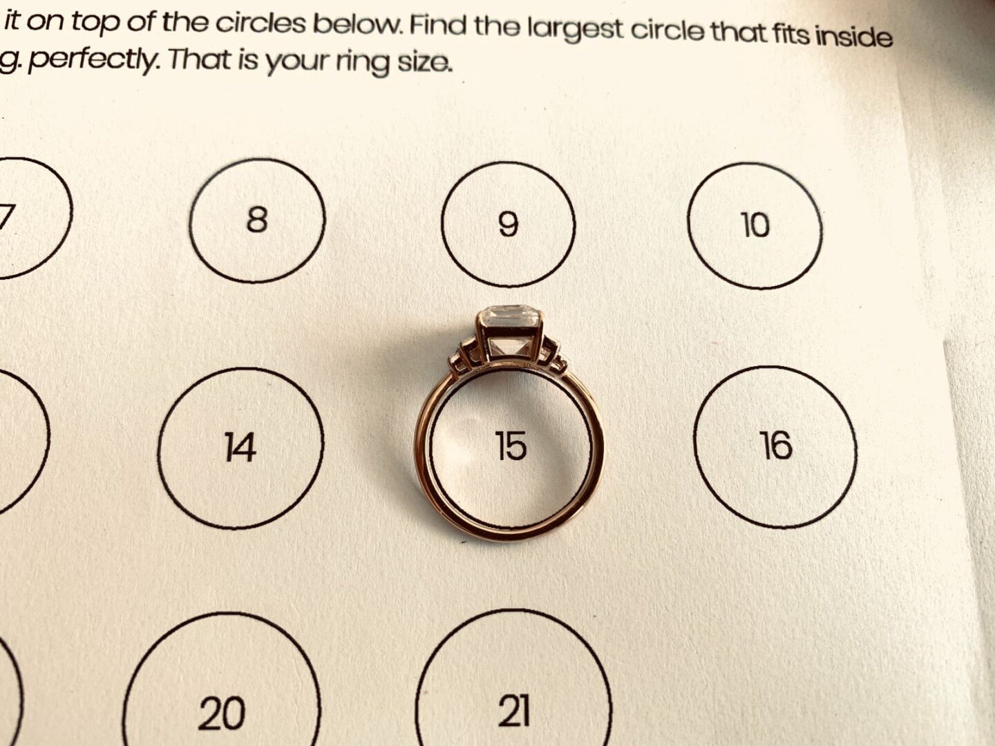 How to measure your ring size 